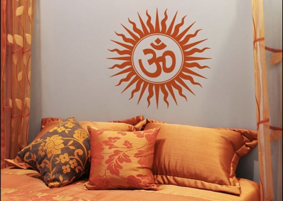 OM Symbol in Sonne